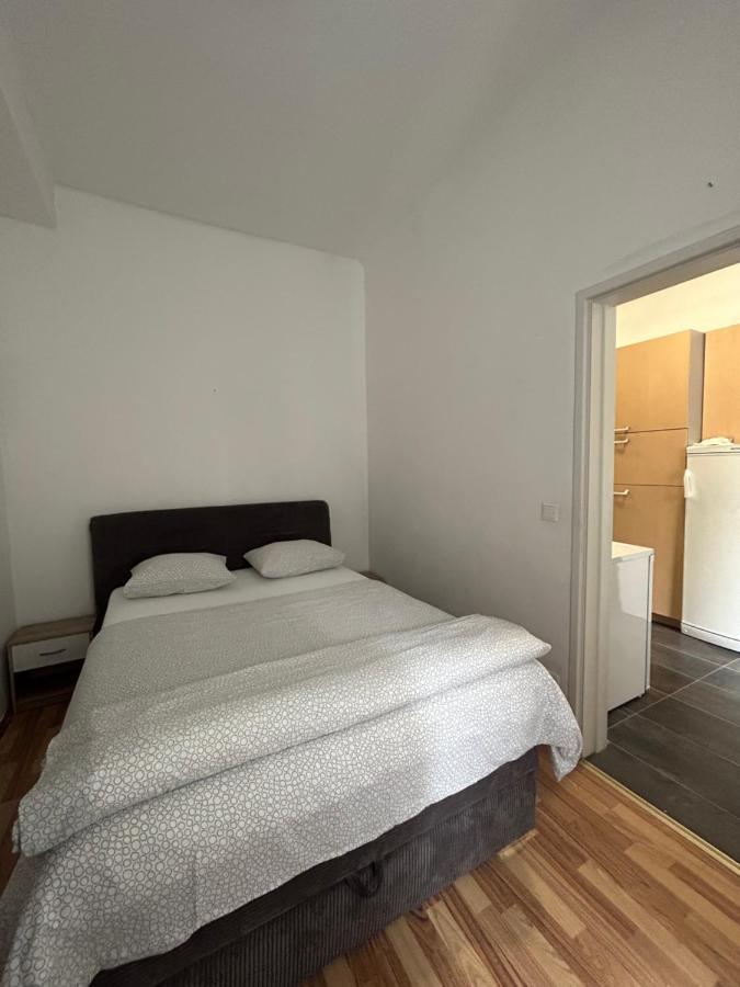 Dom Apartment Виена Екстериор снимка